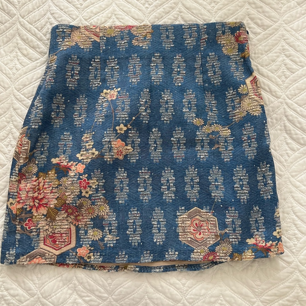 NWT Zara Pattern Skirt